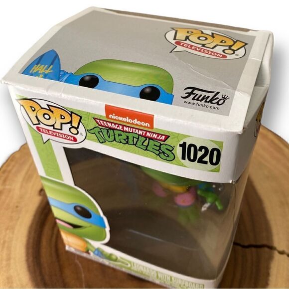 Funko Pop #1020 TMNT Leonardo With Surfboard SDCC Unreleased Rare / Box Damage - Picture 7 of 13